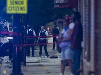 Chicago Rusuh, KJRI Warning WNI Waspada