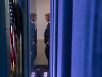 Donald Trump Jadi Superman, Bawa Kado Besar Buat AS