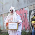 Jangan Kaget! Pocong Dulu Bergerak Tak Melompat Tapi Begini..
