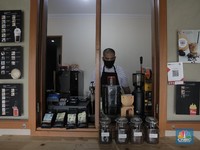 Racikan Barista Tunanetra yang Bertahan di Tengah Pandemi