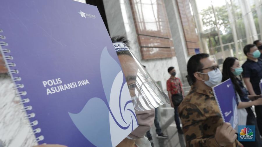 Nasabah Korban Gagal Bayar PT. Asuransi Jiwa Kresna (Cnbc Indonesia/ Tri Susilo)