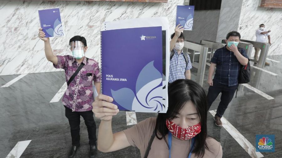 Nasabah Korban Gagal Bayar PT. Asuransi Jiwa Kresna (Cnbc Indonesia/ Tri Susilo)