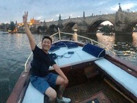PSY Dikritik Karena Hamburkan 300 Ton Air Saat Musim Kering