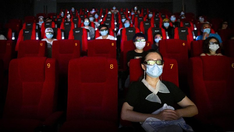 Ilustrasi bioskop di Beijing sudah mulai dibuka. AP/Mark Schiefelbein