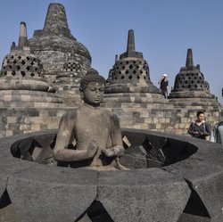 Tiket Candi Borobudur Turis Lokal Rp 750 Ribu, Asing Berapa?