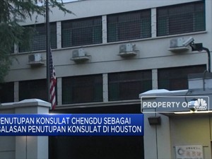 Bendera AS di Konsulat Chengdu Diturunkan