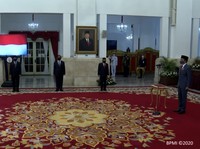 Resmi! Jokowi Lantik Isdianto Sebagai Gubernur Kepri
