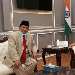 Menhan India Bercakap via Telepon dengan Prabowo, Bahas Apa?