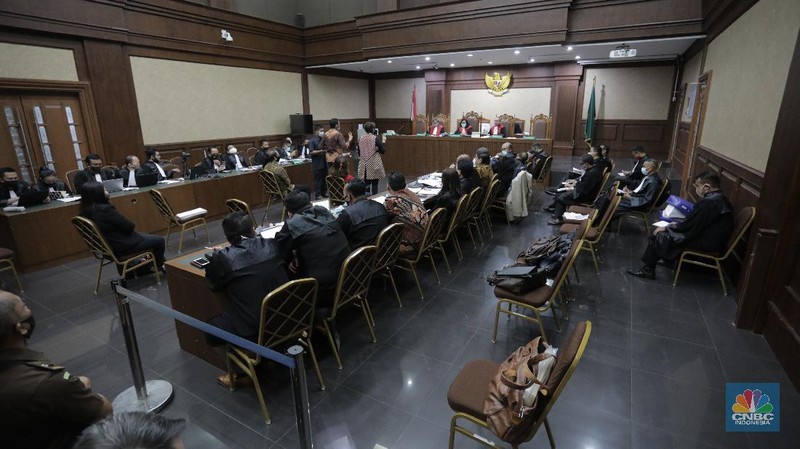 Sidang lanjutan kasus korupsi PT. Asuransi Jiwasraya (Persero)di Pengadilan Negeri, Jakarta Pusat, Senin (27/7/20). (CNBC Indonesia/Tri Susilo)