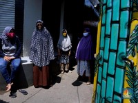 Jangan Panik, Begini Cara Mengatasi Omicron di Rumah