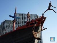 Senja & Asa Para Pencari Rupiah di Sunda Kelapa