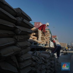 Masih Lesu! Laba Indocement (INTP) di Q1 Terpangkas Setengah