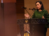 Mantap Nih! Sri Mulyani Bakal Sebar Ponsel & Pulsa Gratis