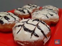 Nasib Miris Pedagang Donat Jadi Korban Penipu Online