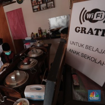 Keren! Warkop ini Sediakan WiFi Gratis Buat Belajar Online
