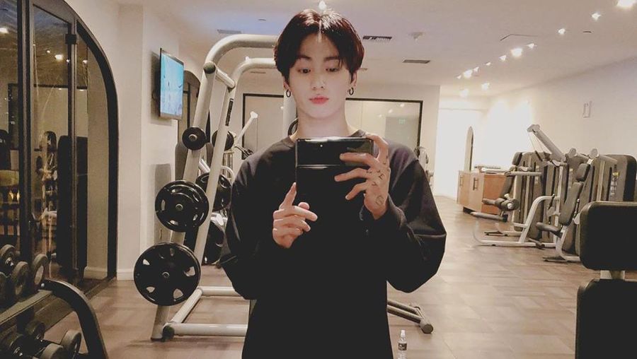 Jeon Jung-kook (Jungkook). Tangkapan Layar Instagram @bts.jungkook)