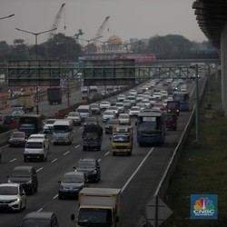 Libur Panjang, Tol Jakarta-Cikampek Macet Lagi