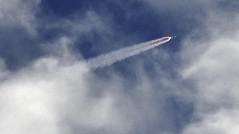 A United Launch Alliance Atlas V rocket lifts off from pad 41 at the Cape Canaveral Air Force Station Thursday, July 30, 2020, in Cape Canaveral, Fla. The mission will send a Mars rover to the Red Planet to search for signs of life, explore the planet's geology and much more. (AP Photo/John Raoux)