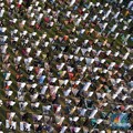 Salat Idul Adha di Masjid Agung Al-Azhar, Jakarta, Jumat (31/7/2020). (CNBC Indonesia/ Andrean Kristianto)