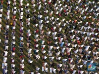 Salat Idul Adha di Masjid Agung Al-Azhar, Jakarta, Jumat (31/7/2020). (CNBC Indonesia/ Andrean Kristianto)