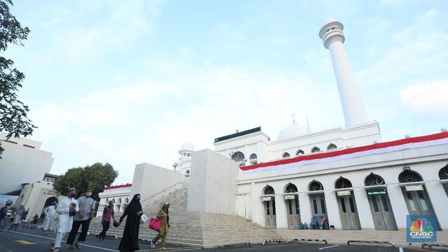 5 Masjid di Jakarta yang Gelar Tarawih Ramadan 8 Rakaat