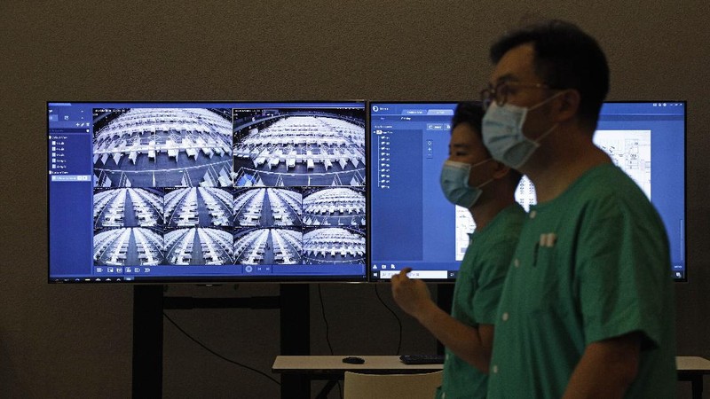 Hall pameran di Hong Kong di jadikan rumah sakit darurat Covid-19. (AP/Kin Cheung)