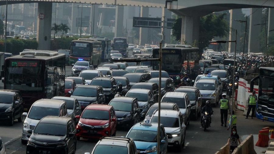 Ganjil Genap Jakarta (CNBC Indonesia/Muhammad Sabki)