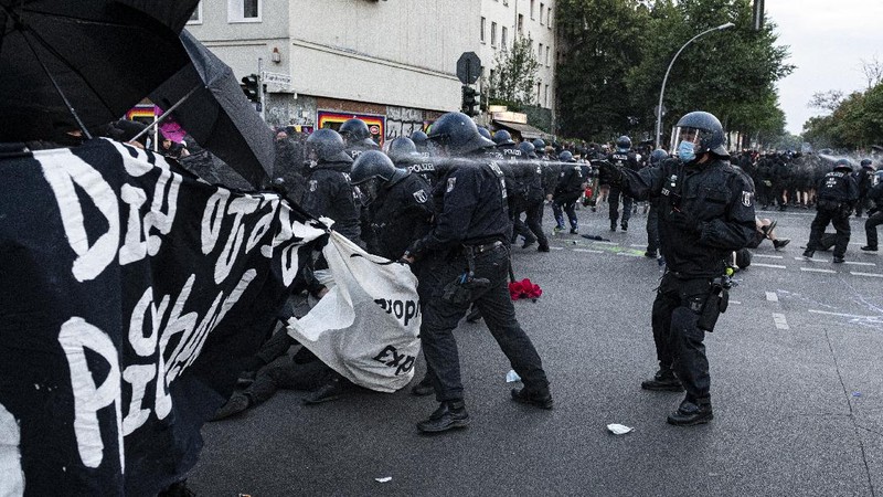Protes di Berlin. (AP/Fabian Sommer)