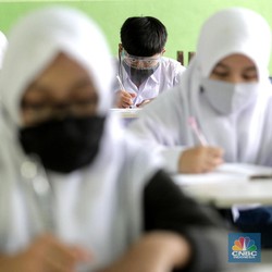 Bunda, Ini Cara Ampuh Cegah Covid-19 Saat Sekolah Tatap Muka
