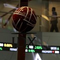 Bursa Gembok 61 Emiten Gara-Gara Telat Bayar Listing Fee