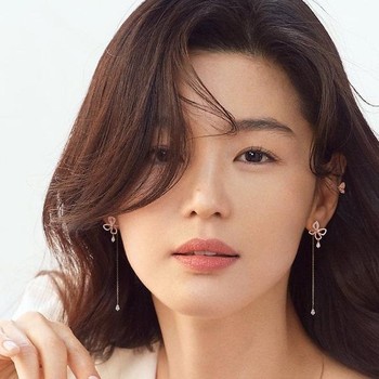 Daebak! Ini 10 Aktris Korea Ratu Komedi Romantis