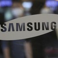 10 HP Samsung dengan Baterai Paling Tahan Lama