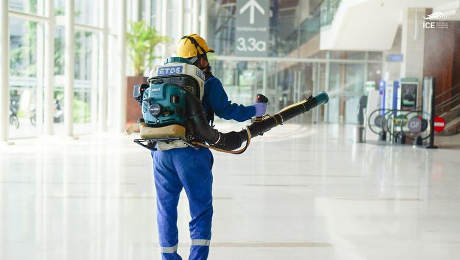 Penyemprotan Disinfektan. Ist