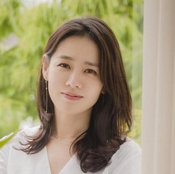 Cantik & Rajin Investasi, Aktris Ini Beli Properti Rp 206 M