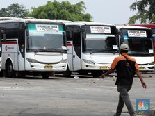 Potret Terminal Kampung Rambutan yang Masih Sepi Saat Pandemi
