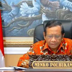 Gedung Kejagung Terbakar, Mahfud: Berkas Jiwasraya 100% Aman!
