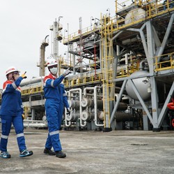 PLBC Setahun Beroperasi Penuh, RI Makin Mandiri dalam Energi