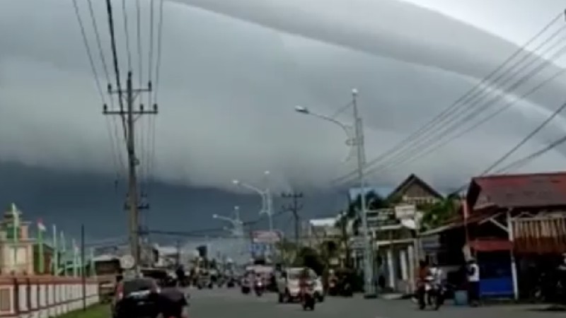 Awan Mirip Tsunami di Aceh (InstagramPortalAceh)