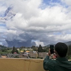 Gunung Sinabung Erupsi Lagi, Status Siaga