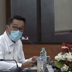 Pengakuan Kang Emil: Jabar Butuh 15 Juta Dosis Vaksin/Bulan