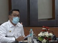 Disuntik Vaksin, Ridwan Kamil: 5 Menit Susah Angkat Tangan
