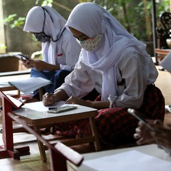 Gimana Cara Siswa Naik Kelas dan Lulus Tanpa UAS-UN?