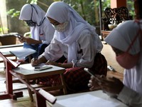 Gimana Cara Siswa Naik Kelas dan Lulus Tanpa UAS-UN?