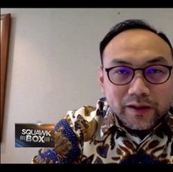 Bos Keramik Curhat: Maju Mundur Kena!