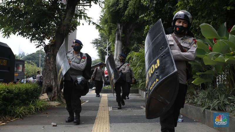 Demo Buruh di SIdang Tahunan MPR RI (CNBC Indonesia/Tri Susilo)