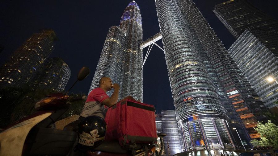 Resesi Malaysia. AP/Vincent Thian