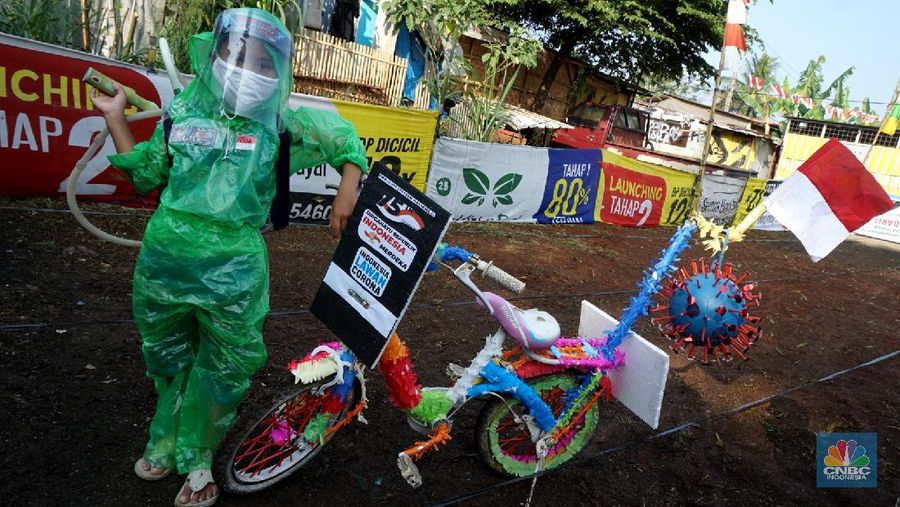 Pawai sepeda hias 17-an (CNBC Indonesia/Muhammad Sabki)