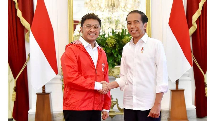 Giring berfoto bersama dengan Presiden Joko Widodo (Tangkapan Layar Instagram @giring)