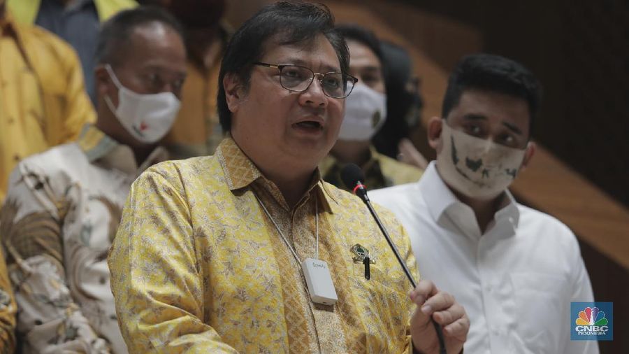 Ketua Umum Dewan Pimpinan Pusat (DPP) Partai Golongan Karya (Golkar) Airlangga Hartarto (CNBC Indonesia/Muhammad Sabki)