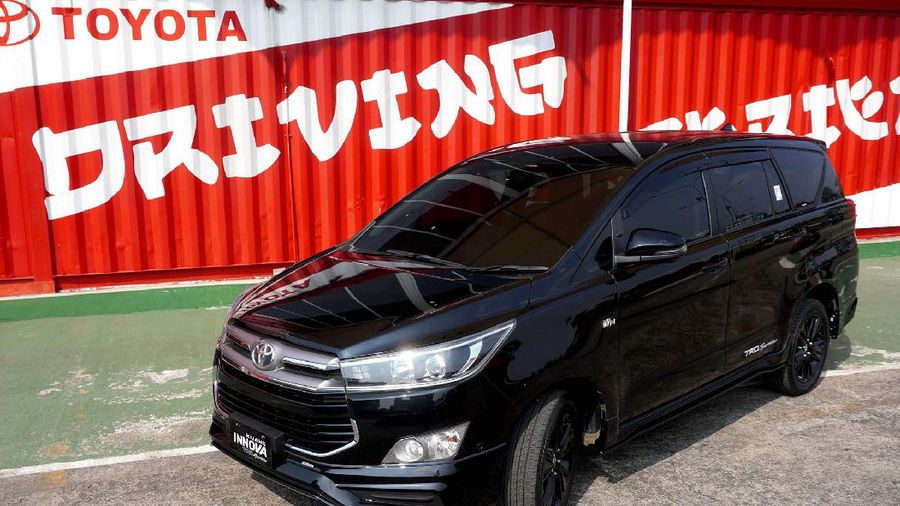 Toyota Innova TRD Sportivo (Dok. Astra)